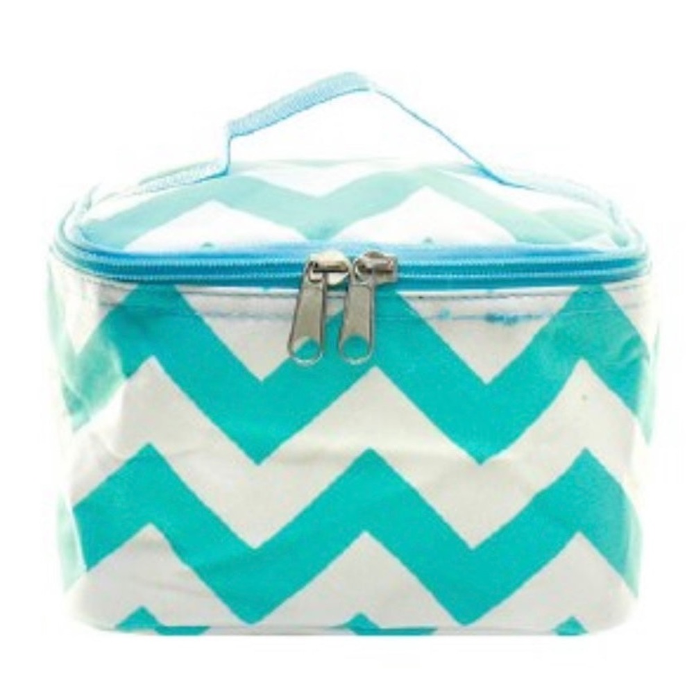 NWT! Turquoise Chevron Cosmetic Bag